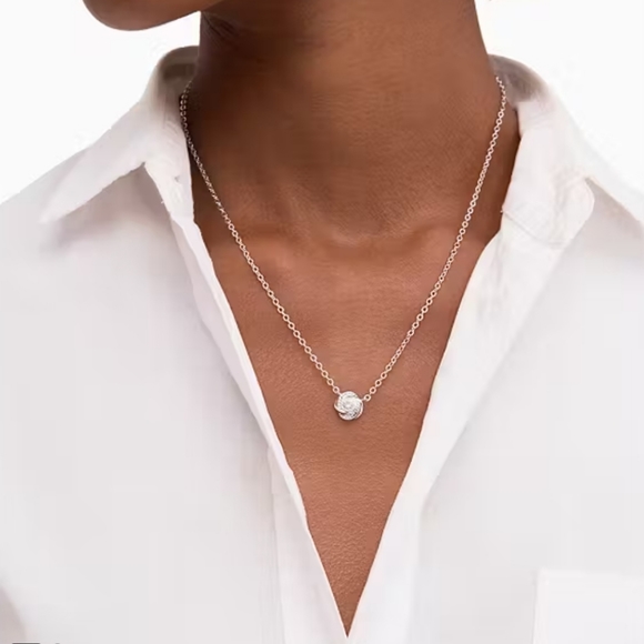 Kate Spade ♠️ Mini Knot Necklace - Picture 2 of 5